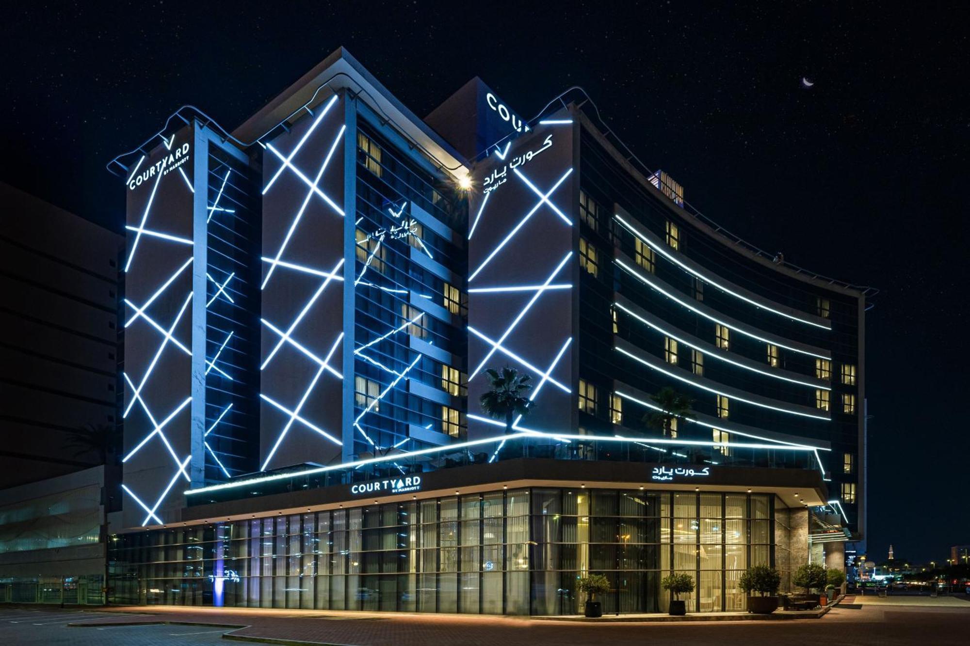 Courtyard By Marriott World Trade Centre, Dubai Hotel Exterior photo